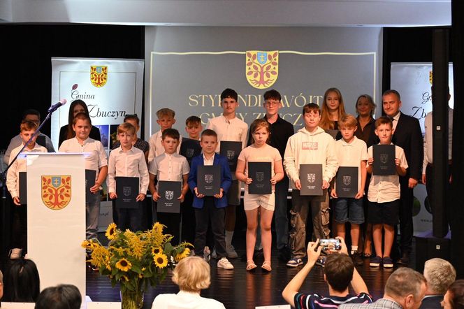 Stypendia Wójta Gminy Zbuczyn 2025