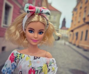 Śląsk oczami Barbie, czyli projekt mieszkanki Gliwic, która fotografuje lalki.