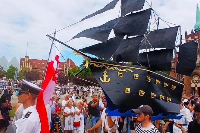 Parada załóg The Tall Ships Races 2024 w Szczecinie