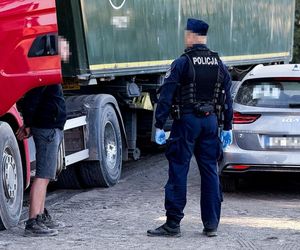 Potężne uderzenie w mafię śmieciową na Śląsku. Zamiast utylizować, zakopywali tony śmieci w Piekarach Śląskich