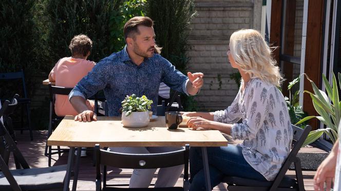 Na dobre i na złe odcinek 719, Emilia (Żaneta Kurcewiczówna), Borys (Marcin Zacharzewski)