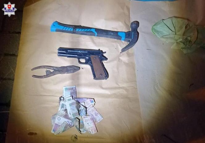 Sprawcy napadu na lubelską stację benzynową zatrzymani. Wśród podejrzanych pracownik stacji