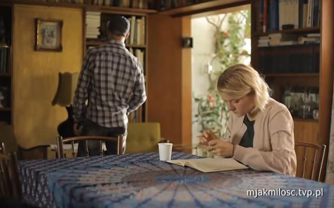 M jak miłość odc. 1466. Grzelak (Jakub Kornacki), Ula (Iga Krefft)