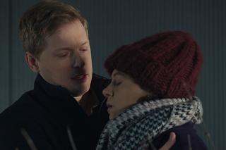 	M jak miłość, odc. 1725: Iza (Adriana Kalska), Radek (Philippe Tłokiński) 