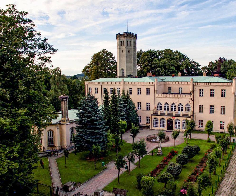 Pałac w Mysłakowicach. Dawna rezydencja królów pruskich, dziś najdroższa na Dolnym Śląsku