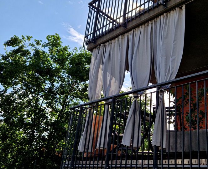 Zasłony na balkon