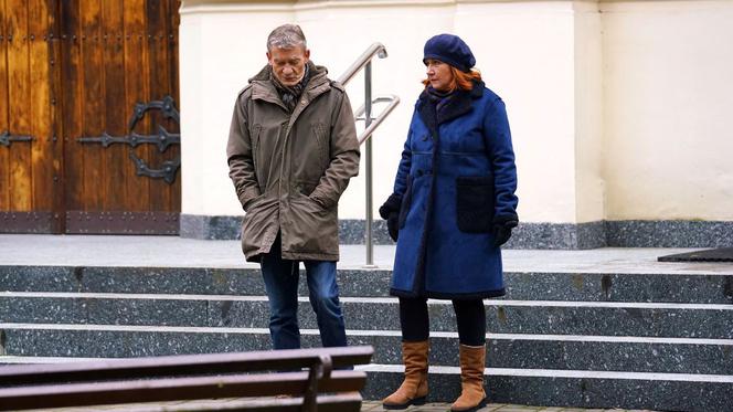 Barwy szczęścia, odcinek 1858, Waleria (Ewa Ziętek), Stefan (Krzysztof Kiersznowski)