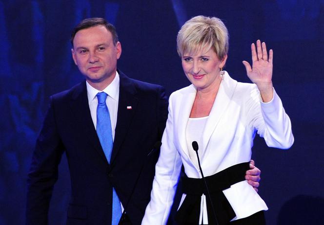 Styl Agaty Dudy - najlepsze kreacje pierwszej damy