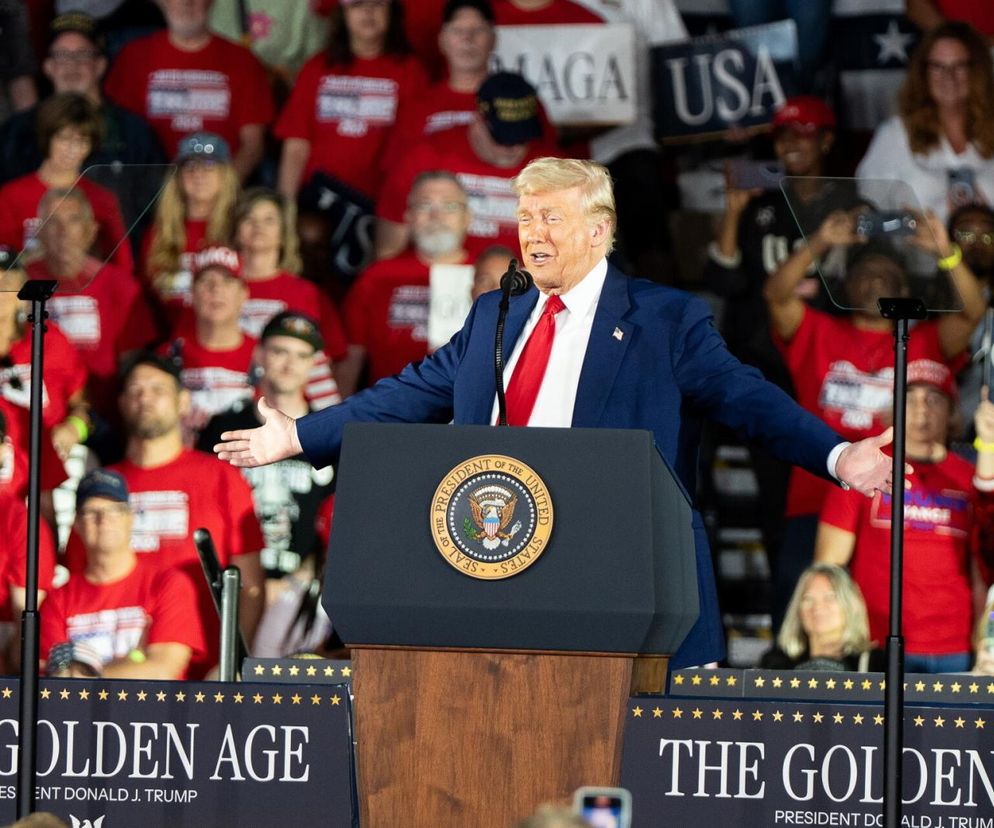 Zemsta jako polityka. Pierwsze 100 dni drugiej kadencji Donalda Trumpa