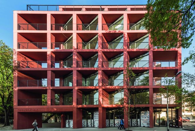 Blok mieszkalny z prefabrykatów betonowych