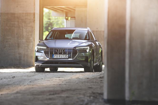 Z takim elektrycznym autem w Polsce można żyć. Audi e-tron 55 quattro - TEST, OPINIA, WIDEO