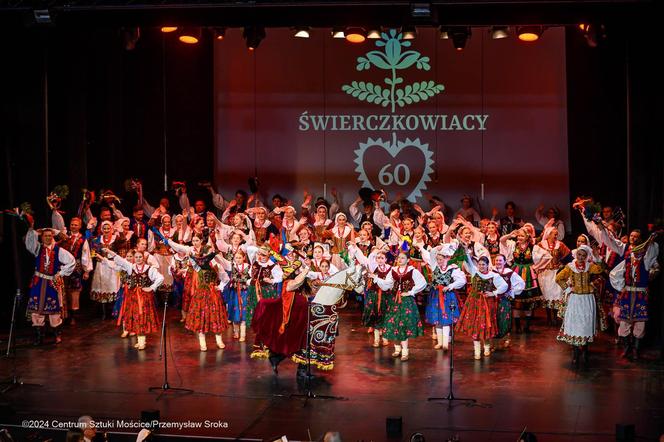 Koncert wielkanocny Zespołu Pieśni i Tańca Świerczkowiacy w Centrum Sztuki Mościce