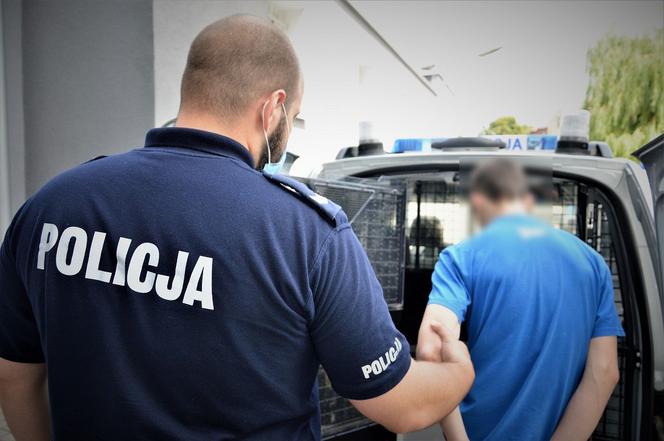 Dozór policyjny dla 22-latka za posiadanie znacznej ilości narkotyków