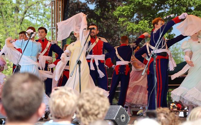 Piknik patriotyczny i koncert „Polskie Tańce Narodowe i Regionalne” na pl. Litewskim w Lublinie