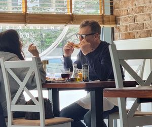 Maciej Orłoś i Paulina Koziejowska zjedli pizze, a potem poszli na rehabilitację