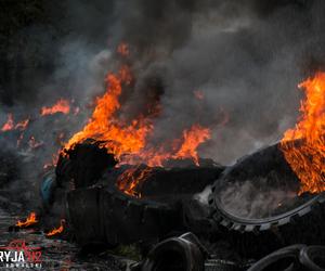 Pracownik oblany gorącym olejem, kolejny zmarł po wypadku