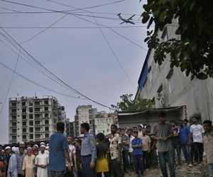 Samolot spadł na szkołę! Dziesiątki zabitych, 170 rannych