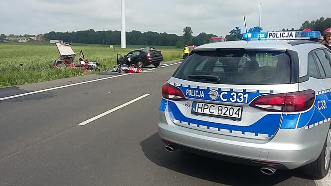Koszmarny wypadek w Głuchowie pod Toruniem - dwie ofiary śmiertelne, w tym 7-latka