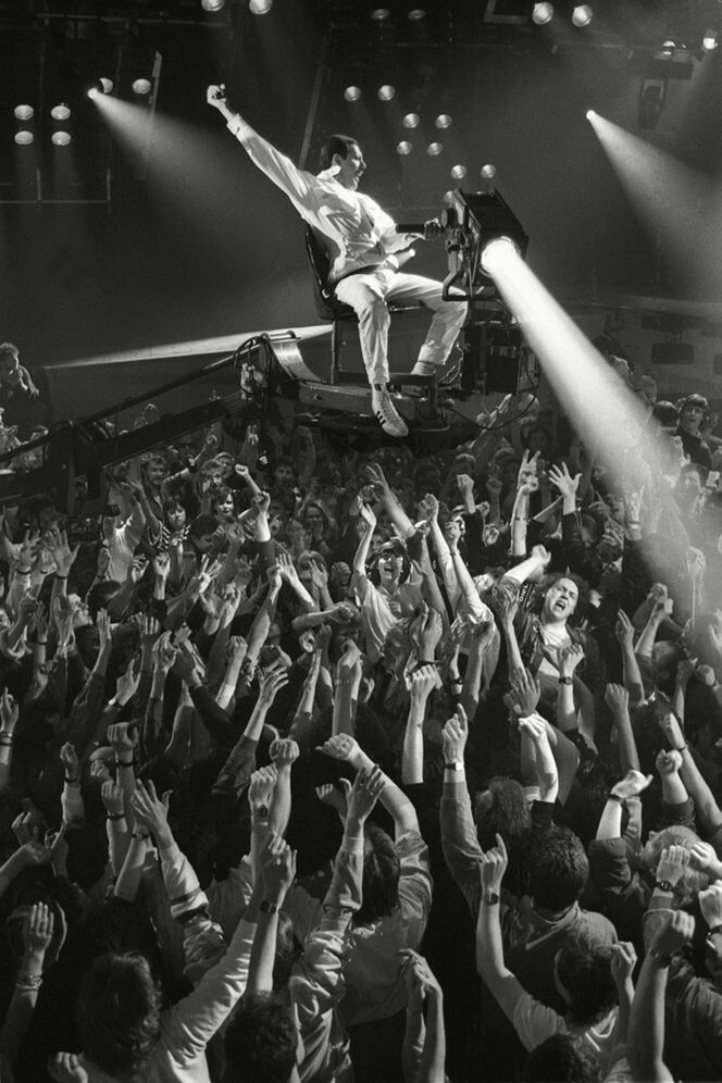 "Daily Mail": biografka Freddiego Mercury’ego ujawniła, że lider zespołu Queen miał córkę