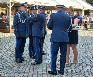Trwają obchody Święta Policji w Lesznie. Świętują policjanci i policjantki