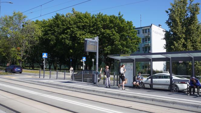 To najdłuższa linia autobusowa w Olsztynie. Zatrzymuje się aż na 34 przystankach! [ZDJĘCIA]