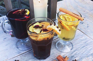 TOP 8 miejsc, w których się ogrzejesz i napijesz ciepłego grzańca [GALERIA]