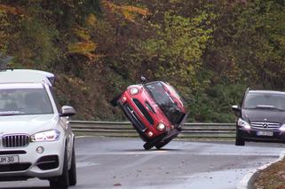 Nurburgring w MINI... na dwóch kołach!