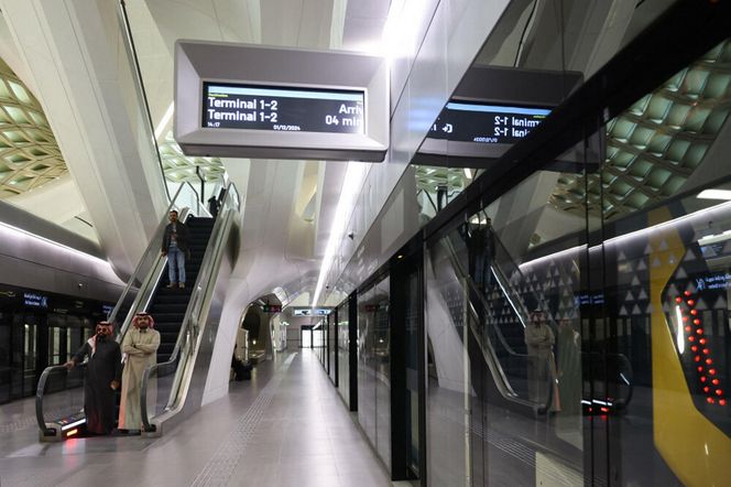 Metro w Rijadzie otwarte! Saudyjczyków wożą pociągi z Chorzowa 