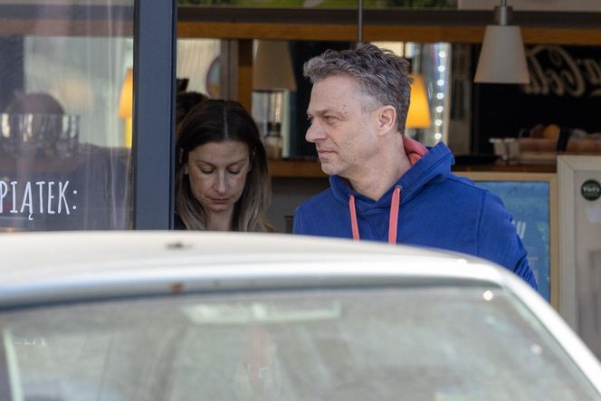 Damięcki i Schejbal wiją wspólne gniazdko? Noszą ciężkie kartony