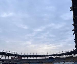 Tor pod plandeką na stadionie Stali Gorzów