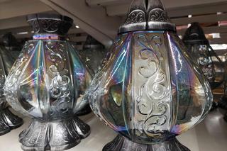 Ceny zniczy w Bydgoszczy. „Najdroższe stoją od zeszłego roku, nikt nie kupuje”