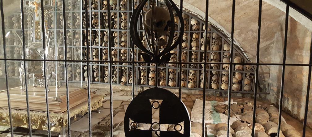 Kaplica czaszek w Bazylice Św. Brygidy