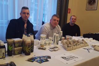 Zlot Stowarzyszenia Cannabis House w Łodzi. Uczestnicy dowiedzieli się co zrobić, by legalnie przyjmować medyczną marihuanę