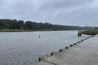 Wrocław. Przybywa wody w Odrze. Służby przygotowują się na falę powodziową 