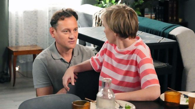 	Barwy szczęścia odc. 3115. Sonia (Weronika Nockowska), Robert Stefaniak (Paweł Ławrynowicz)