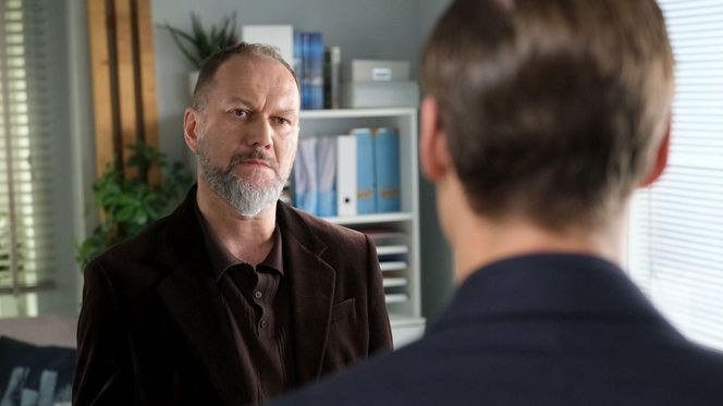 M jak miłość odc. 1879. Olek (Maurycy Popiel), Mirosław Wójcik (Jakub Kornacki)