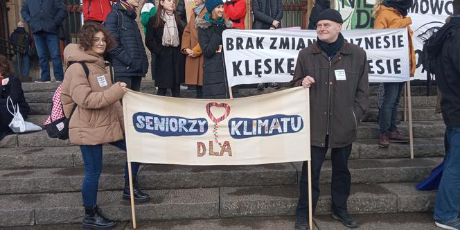 Wielki protest w Krakowie. Strajkowali w obronie klimatu 