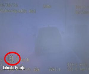 Strzelce Krajeńskie: 130 km/h w terenie zabudowanym w gęstej mgle!