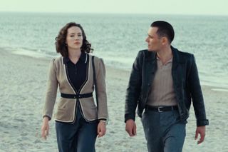 Zatoka szpiegów 2, odcinek 15. Eva (Sonia Mietielica), Franz (Bartosz Gelner)