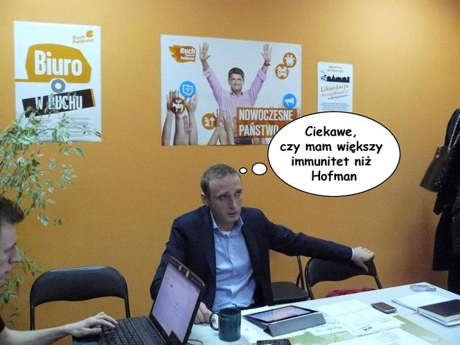 Pijany poseł Rybakowicz sikał na staromiejskim rynku w Bydgoszczy