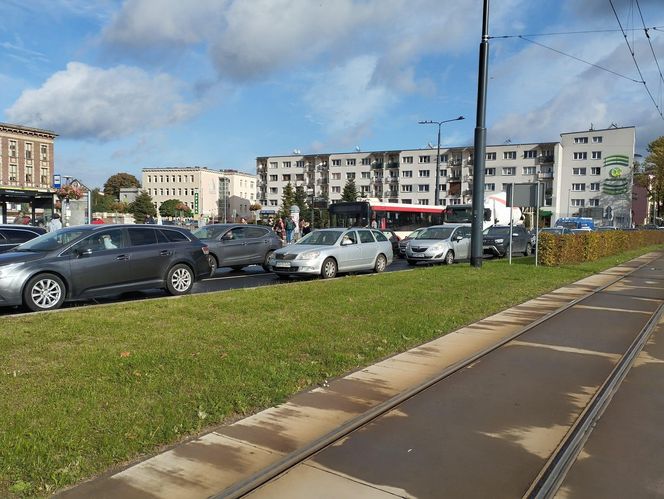 Hutnicy i koksownicy wyszli na ulice w Dąbrowie Górniczej. Apel do rządu o ratunek dla branży i tysięcy miejsc pracy