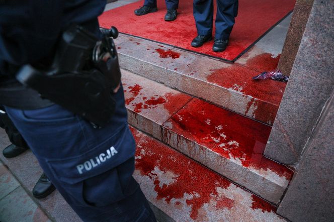 Manifestacja przed siedzibą MSZ w Warszawie (2.10.2025)