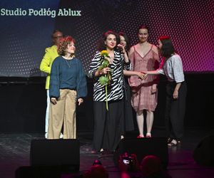 Gala Tofifest 2025 bez stylowych niespodzianek? Olśniewająca Warnke, Szapołowska znów w różowym futerku!