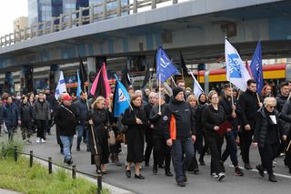   Razem przeciw przemocy. Medycy protestują w Warszawie