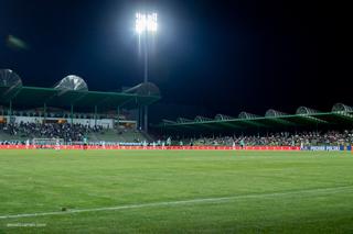 GKS Bełchatów – Legia Warszawa: W trakcie meczu zamknięto przed kibicami bramy! Klub wyjaśnia co się stało przy Sportowej! 