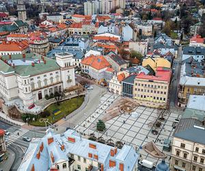Plac Chrobrego w centrum Bielska będzie bardziej zielony