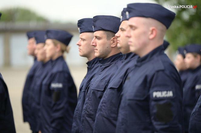 Uroczyste ślubowanie 69 nowych policjantów  w Oddziale Prewencji Policji w Katowicach