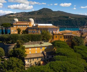 Rajskie wakacja papieża! Zobacz, gdzie Leon XIV spędza urlop