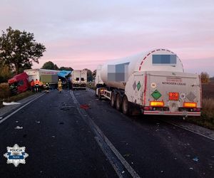 Zderzenie trzech ciężarówek w powiecie płockim