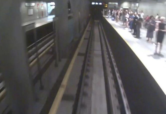 „Całe społeczeństwo doświadcza kryzysu”